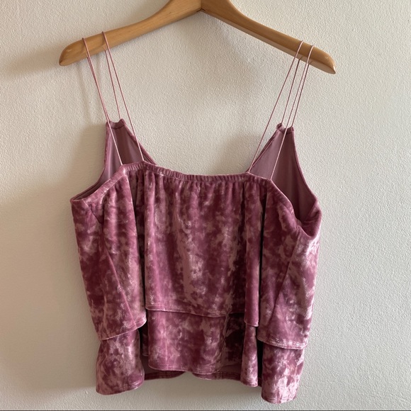 Express One Eleven Pink Velvet Crop Top - Picture 3 of 4